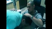 Gay Indian Dr dà bj al paziente