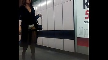 mega puta en el metro buenavista mexico