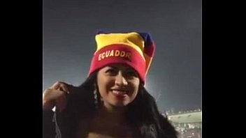 Ecuadorian girl showing her tits at a soccer game