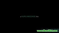 Sessão de Nuru com massagista peituda sexy 20