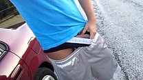 Wanker brasileño masturbándose en la carretera