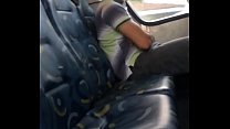 стоячий мальчик в автобусе guarulhos