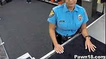 fudendo il poliziotto sexy scarica http://sht.io/e1fm