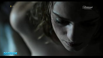 Olivia Molina, scena di sesso tette JNTX
