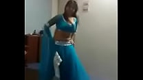 Fille indienne danse pour son petit ami (waowaa)