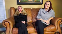 Amadoras de sofá do elenco tornam-se lésbicas em entrevista dupla