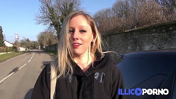 Eve, totally addicted to double penetration! French illico porn