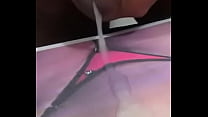 Erstaunlich sexy Brünette Teen masturbiert vor der Webcam