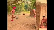 森で失われたブラジレイリーニョはゲイのインド人にフェラを与える