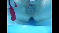 Follada anal bajo el agua