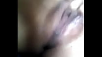 My skinny girl sends me a video making me see her pussy and her tits