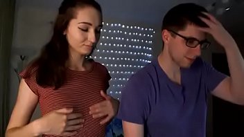 Две горячие юные пары делают эротическое шоу перед вебкамерой