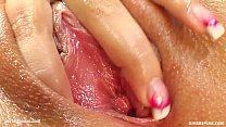 Kristina Banks estilo gonzo solo dedilhada masturbação em Give Me Pink