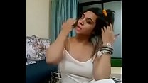 Caliente india babe dance para webcam