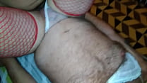 腫れた膣を持つ女性-DeLokos.com