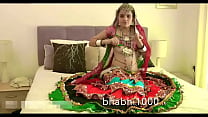 Gujarati Indian Babe Jasmine Mathur Garba Danse Et Montrant Bobbs