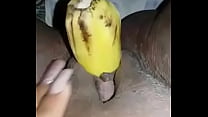 バナナを殴る