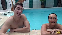 HUNT4K. Aventuras sexuais em piscina privada