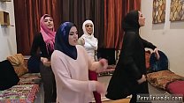 jeune fille réalité première fois chaud filles arabes essayer quatuor