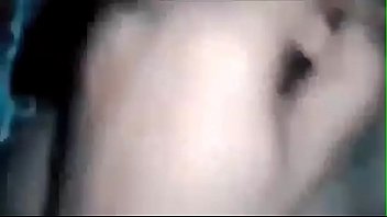 Гуджаратский горячий индийский бхабхи сняли на видео принимая