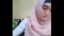 Indon Mädchen Hoodie zeigt Titten
