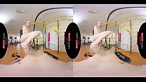 RealityLovers - Entraînement anal pour Fit Gym Teen VR