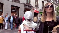 Puta espanhola Slim anal com sexo em público