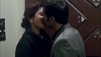 anushka sharma escenas de besos calientes de películas