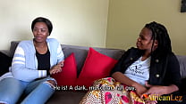 Une teen africaine séduite par une amie lesbienne
