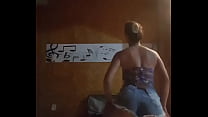 Galeguinha1999 dançando funk de shortinho no quarto