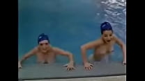 ENF - Los nadadores pierden los trajes de baño