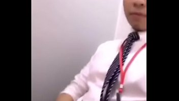 Office guy live stream cock in toilet | See also: http://bit.ly/GetMorexVideos-MrT