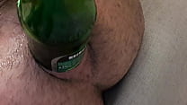 botella en el culo