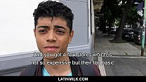LatinLeche - Trickster Cameraman Pounds Un buco del culo da ragazzo latino carino