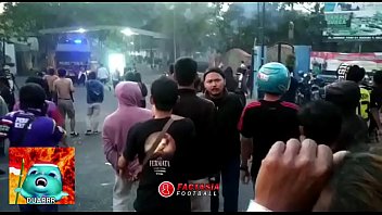LIGA SUPORTER INDONESIA MATERIALS PREMIÈRE PARTIE 1 (PERSIK vs PSIM)