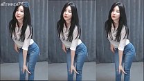 Filles coréennes dansent à l'innocence sexy
