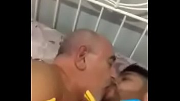 Muslim Homosexuell Papa und Sohn Spaß haben