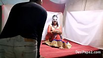 Indian Bhabhi en tenue traditionnelle ayant des relations sexuelles risquées avec son devar