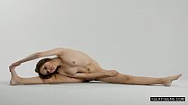 Abel Rugolmaskina perfeccionista gimnasta desnuda