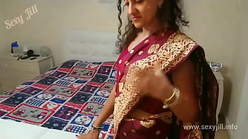 Indien bhabhi trompe mari famille sexe sandale kamasutra desi chudai POV indien