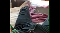 Se masturba e envia vídeo por Kik