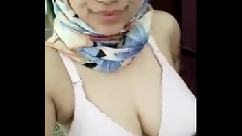 Étudiante Jilbab Sange nue à la maison | Vidéo Full HD: https://semawur.com/WpLQgbdrogm9