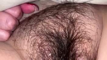 Vulva muito peluda