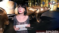 Немецкий студент буксирует публичный кастинг на EroCom Date в Берлине