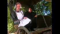 Amish et sa charmante femme aux cheveux d'or à gros seins Nina Ferrari se sont rendus dans la ville la plus proche pour prendre des dispositions avec un forgeron