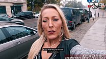 Немецкая женщина буксирует женщину на лесбийское секс-свидание, эроком