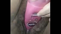 Mi prima puta se mete un shampoo por la conchita