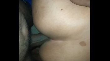 follando la vagina de mi amiga con mi gran polla negra  mientras el marido trabaja