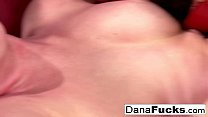 Dana DeArmond fode seu cu profundamente e compartilha seu esperma