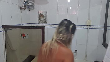 I couldn't resist and filmed my bride's sister in the bath